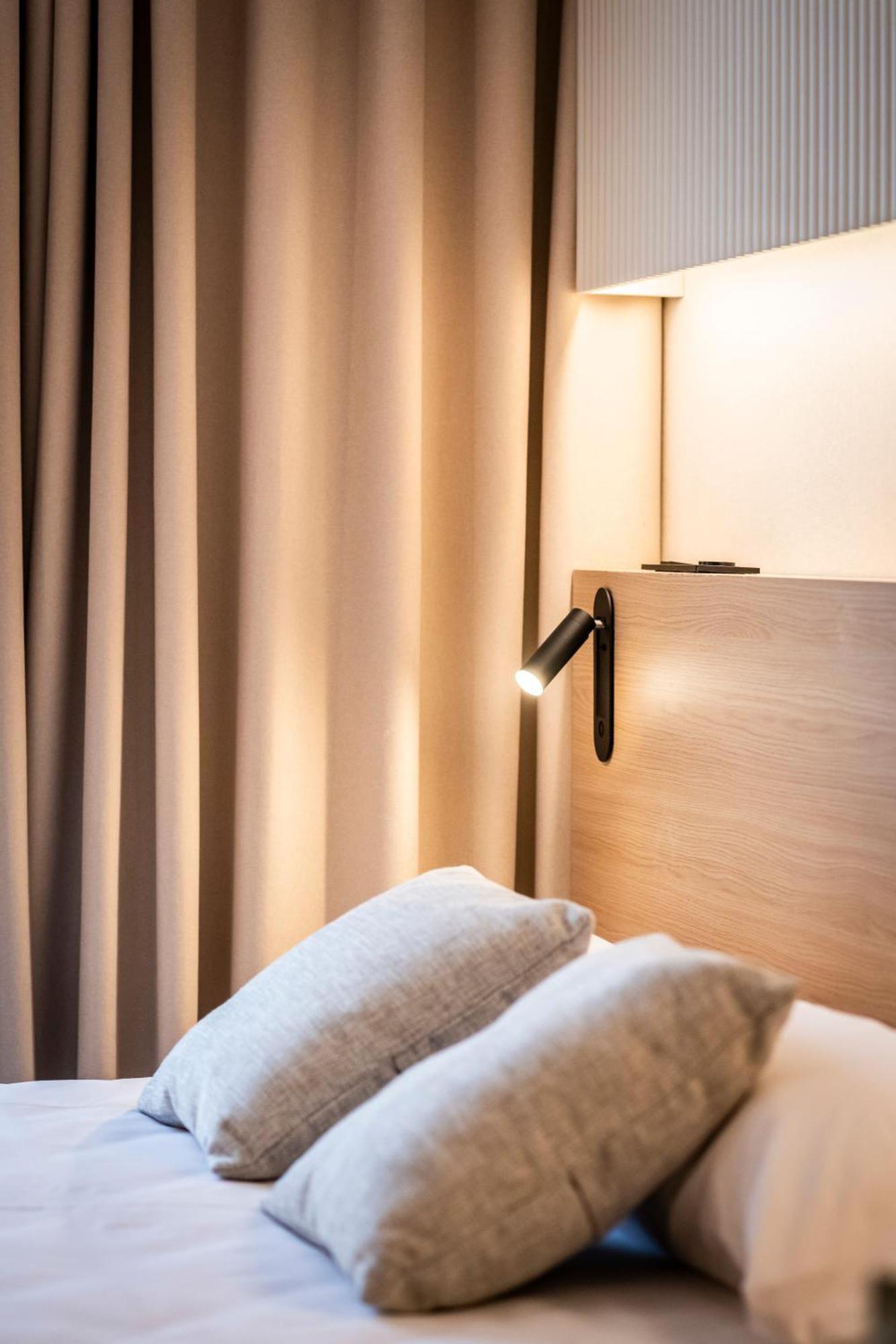 Atenea Calabria Lejlighedshotel Barcelona