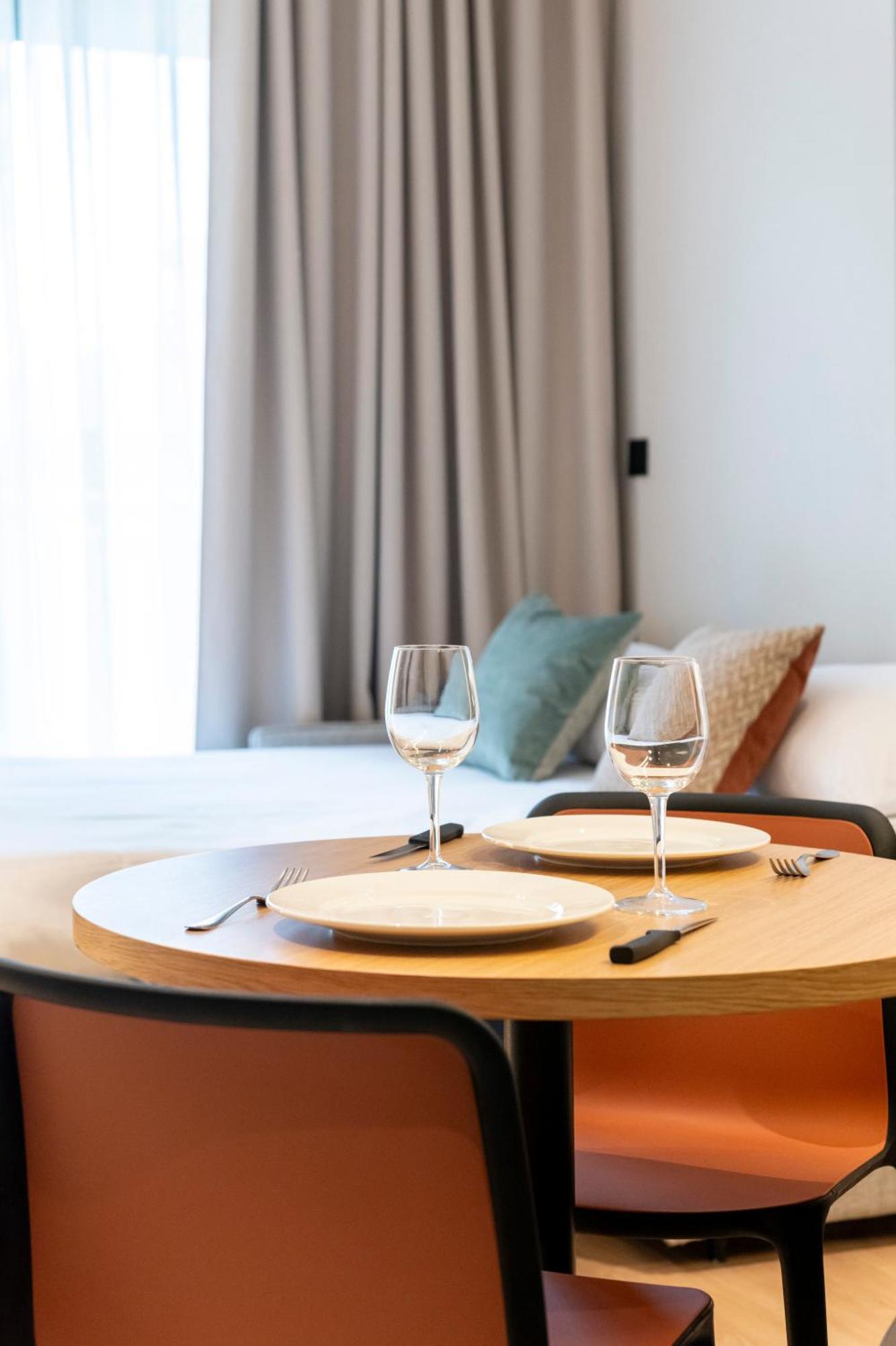 Atenea Calabria Lejlighedshotel Barcelona