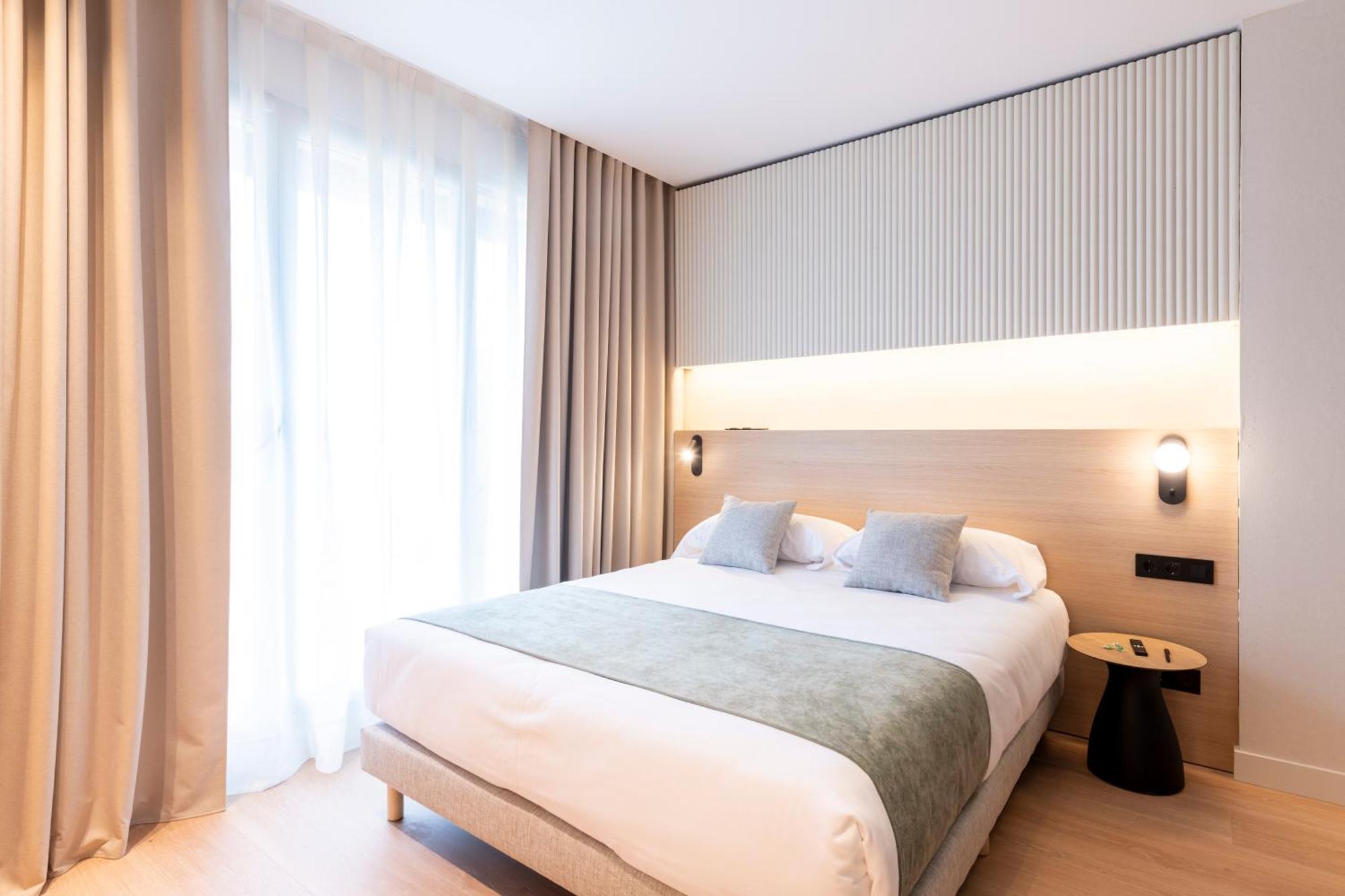 Atenea Calabria 3* Barcellona