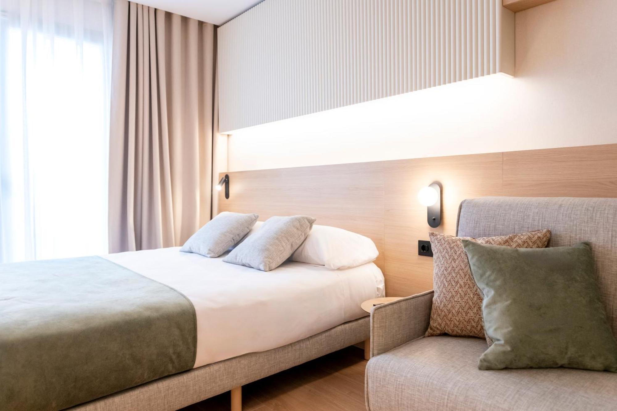 Lejlighedshotel Atenea Calabria 3*